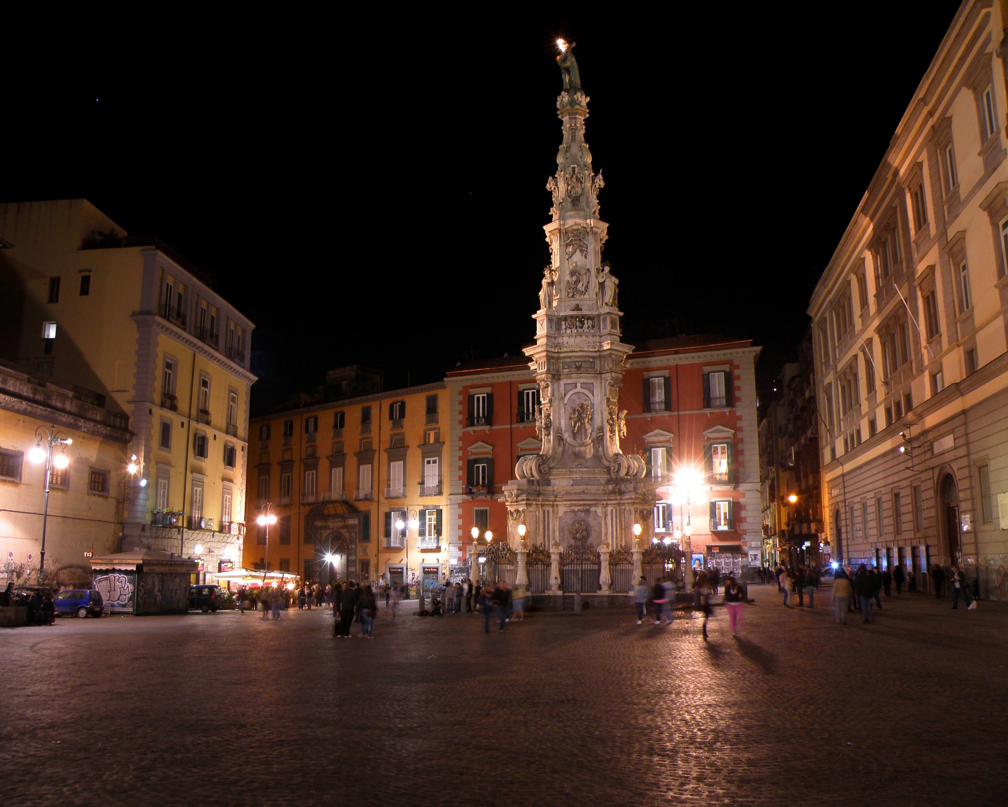 Piazza del Gesù Napoli